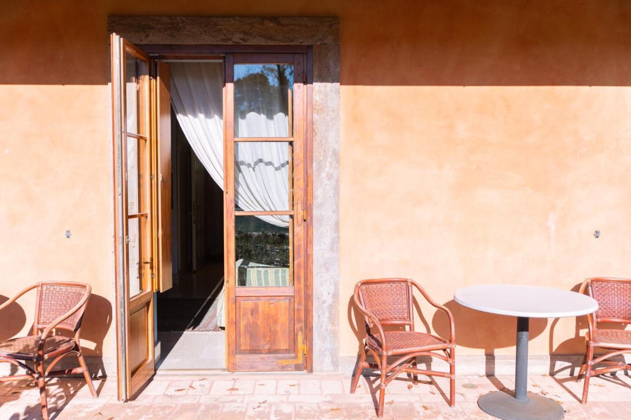 Il Piccolo Castello Hotel Monteriggioni Exterior photo