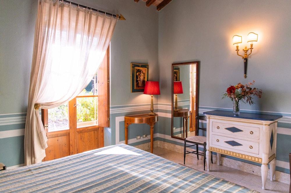 Il Piccolo Castello Hotel Monteriggioni Exterior photo