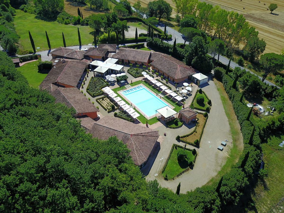 Il Piccolo Castello Hotel Monteriggioni Exterior photo